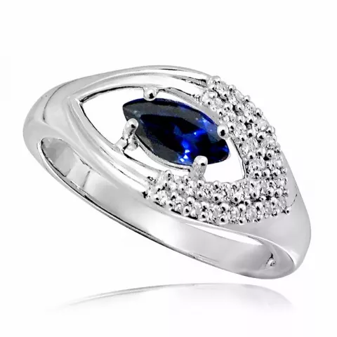Ringer: blå safir ring i rodinert sølv