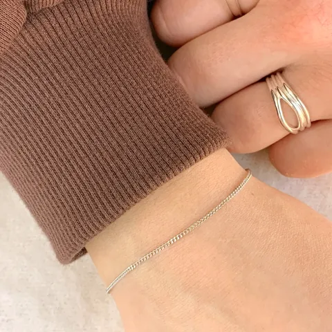 Nordahl andersen armbånd i rodinert sølv