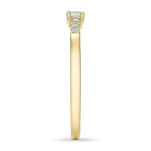 Rund diamantring i 14 karat gull 0,08 ct 0,06 ct