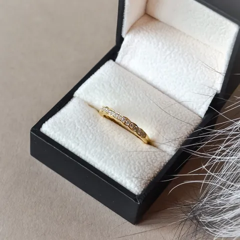 diamantring i 14 karat gull 0,24 ct