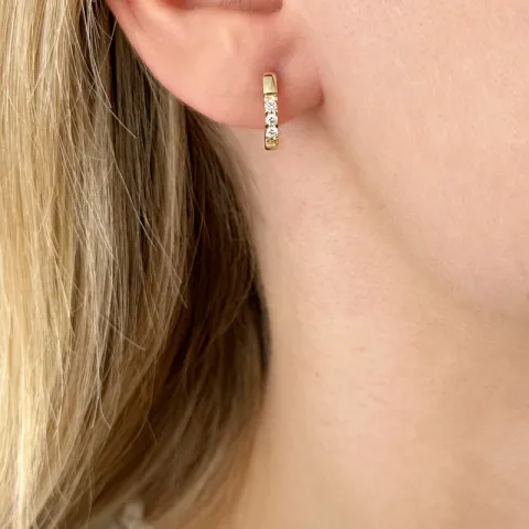 diamant halvcreol i 14 karat gull med diamant