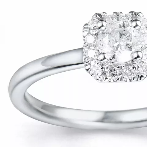 diamant ring i 14 karat hvitt gull 0,26 ct 0,096 ct