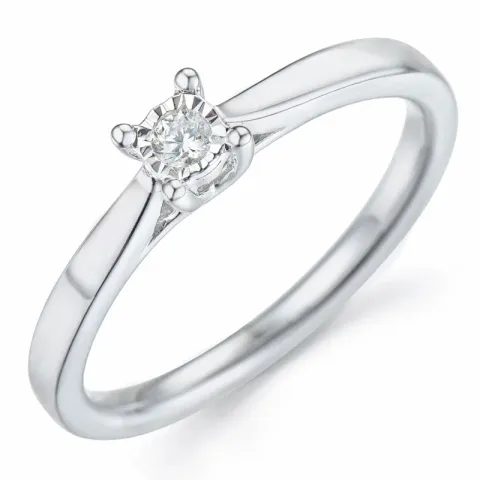 diamant solitairering i 14 karat hvitt gull 0,051 ct