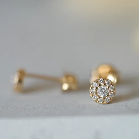 runde diamant ørestikker i 14 karat gull med diamant