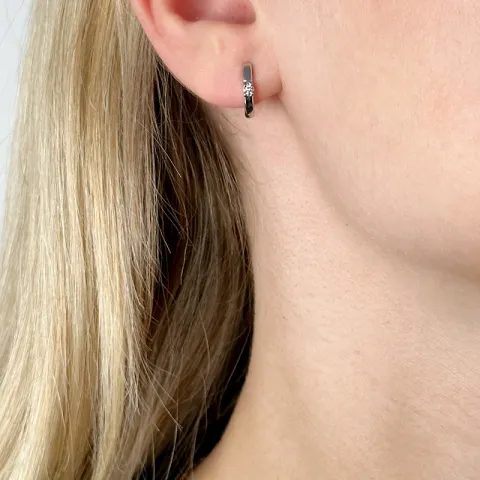 11 mm diamant creol i 14 karat hvitt gull med diamant