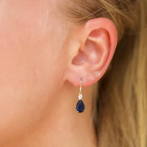 dråpe mørkeblå øredobber i 9 karat gull med zirkon og syntetisk safir