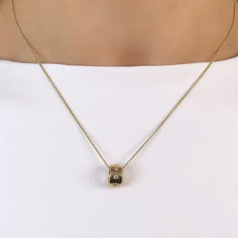 Elegant diamant anheng i 14 karat gull 0,252 ct