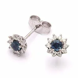 safir rosettørepynt i 14 karat hvitt gull med diamant og safir 