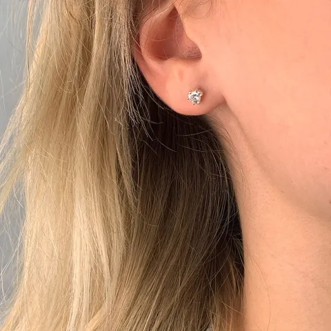 zirkon solitaireørepynt i sølv