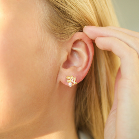 blad øredobber i forgylt sølv