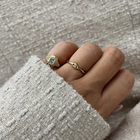 Nava Osiris justerbar ring i forgylt sølv hvit zirkon