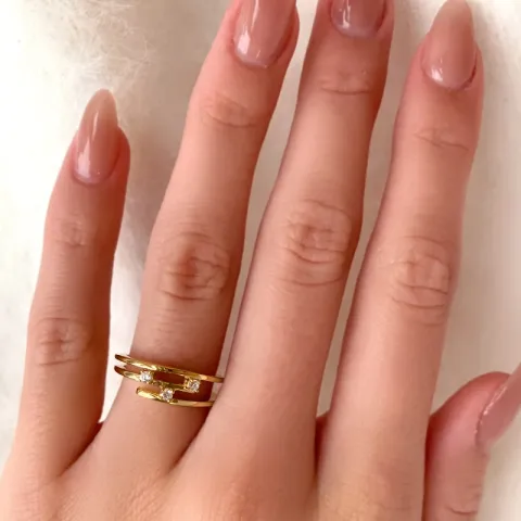 ring i 9 karat gull