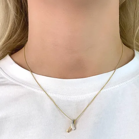 anheng i 9 karat gull med rhodium