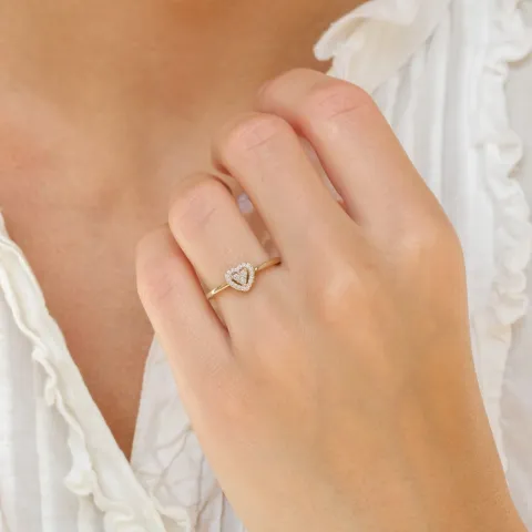 Hjertering i 14 karat gull 0,129 ct