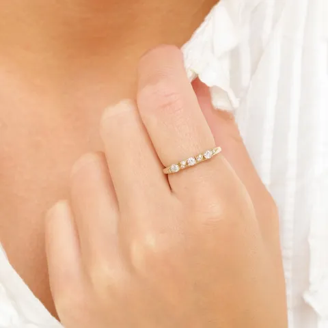 briljantring i 14 karat gull 0,247 ct