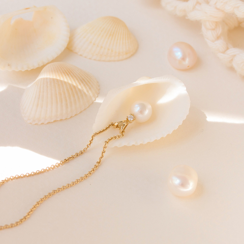 perle diamantanheng i 14 karat gull 0,02 ct