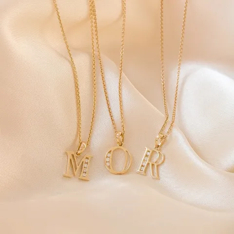 bokstav m anheng i 14 karat gull 0,04 ct