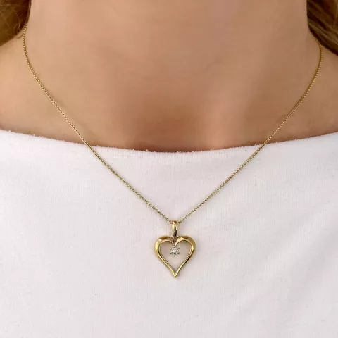 hjerte diamant anheng i 14 karat gull 0,07 ct