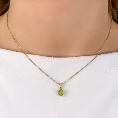 hjerte peridot anheng i 14 karat gull 0,03 ct 0,84 ct