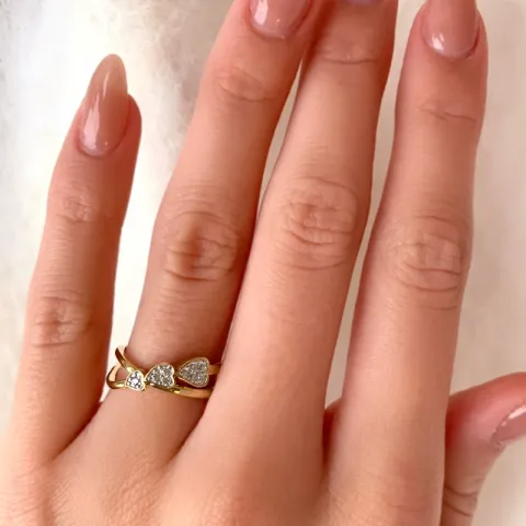 hjerte zirkon ring i 9 karat gull