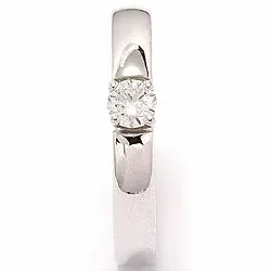 hvittgulls ring i 14 karat hvitt gull 0,20 ct