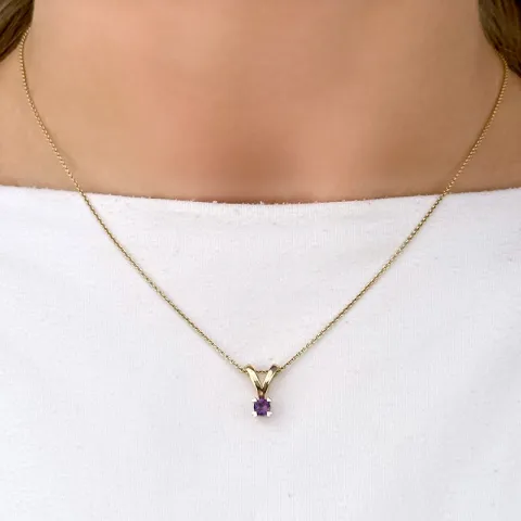hjerte lilla ametyst anheng i 14 karat gull 0,22 ct