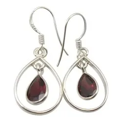 granat øredobber i sølv