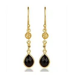 Dråpeformet onyks øredobber i forgylt sølv