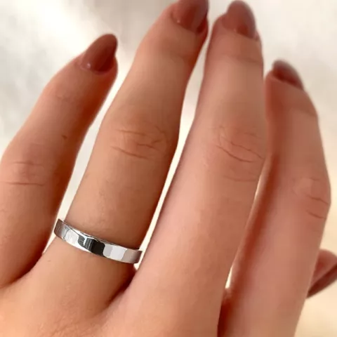 Fingerringer: ring i sølv