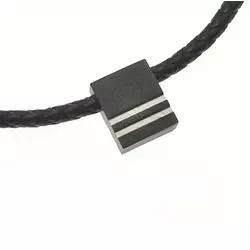 flettet halskjede i svart lær med stållås  x 4,8 mm
