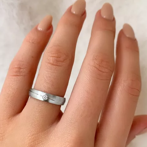 Elegant ring i rodinert sølv