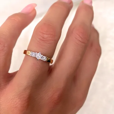 diamantring i 14 karat gull og hvitt gull 0,36 ct