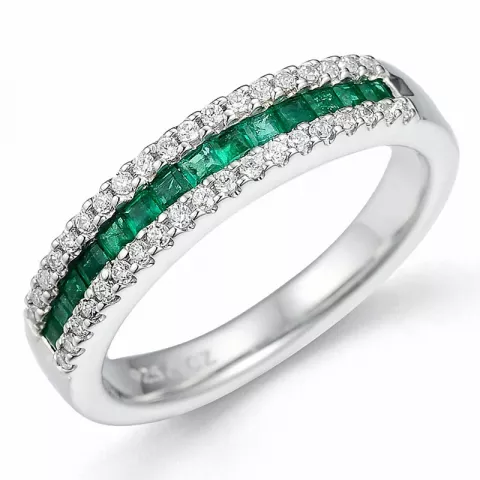 Smaragd diamantring i 14 karat gull 0,19 ct 0,40 ct