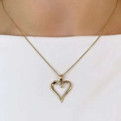 hjerte diamantanheng i 14 karat gull 0,09 ct