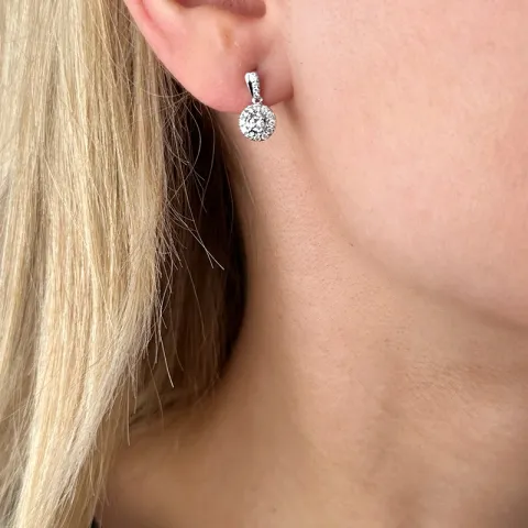 Ekte diamant ørestikker i 14 karat hvitt gull med diamanter