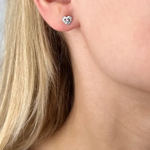 Hjerte diamant hvitt gull ørestikker i 14 karat hvitt gull med diamanter