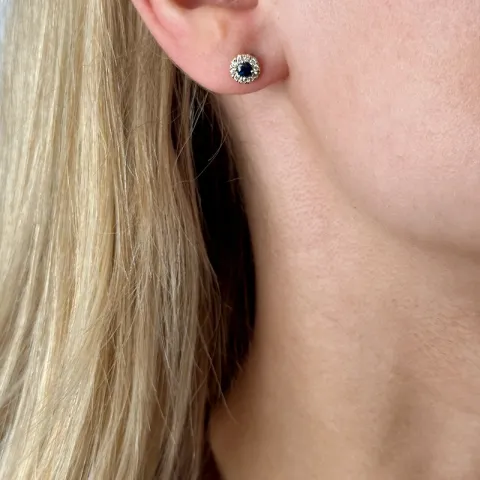 runde blå safir ørestikker i 14 karat gull med diamant og safir