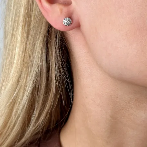 runde diamant ørestikker i 14 karat hvitt gull med diamant og diamant