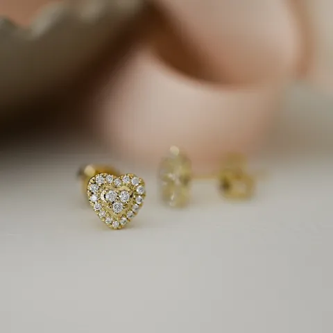 Hjerte diamantøredobb i 14 karat gull med diamanter