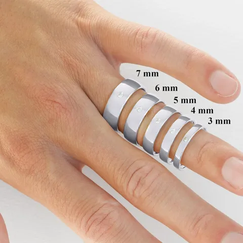 5 og 3 mm gifteringer i 9 karat hvitt gull 0,02 ct - par