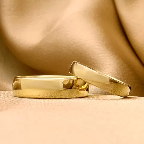 6 og 4 mm gifteringer i 9 karat gull - par