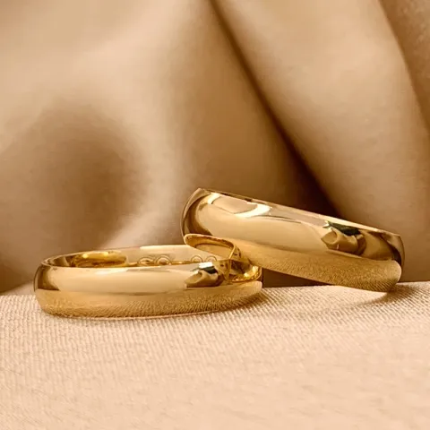 4 og 5 mm gifteringer i 9 karat gull - par