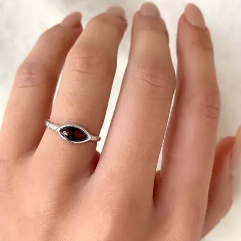 oval rav ring i sølv