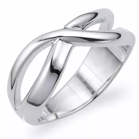 Strukturert ring i sølv