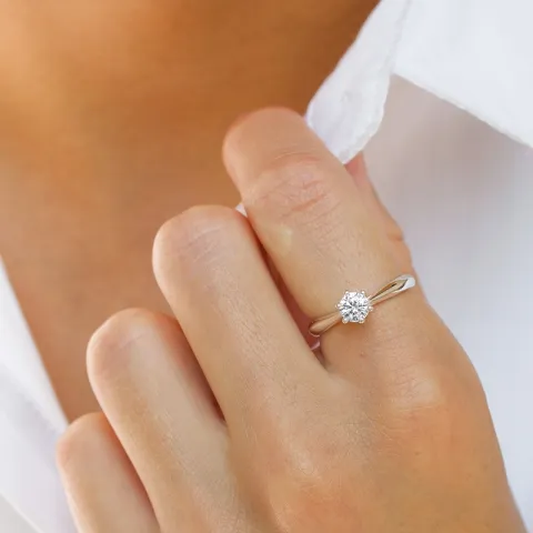 zirkon solitairering i sølv