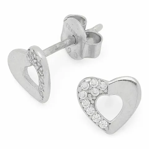 Liten hjerte ørestikker i sølv