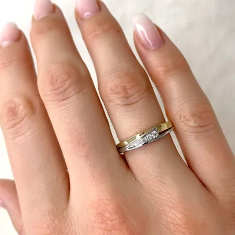 Diamant ring i 9 karat gull og hvitt gull 0,09 ct
