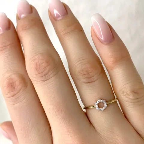 rund diamantring i 9 karat gull og hvitt gull 0,06 ct