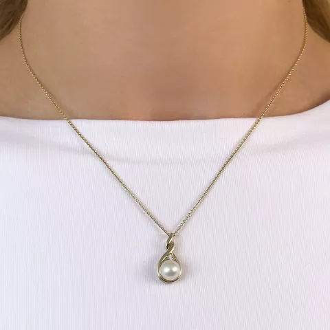 Perle diamantanheng i 9 karat gull 0,03 ct