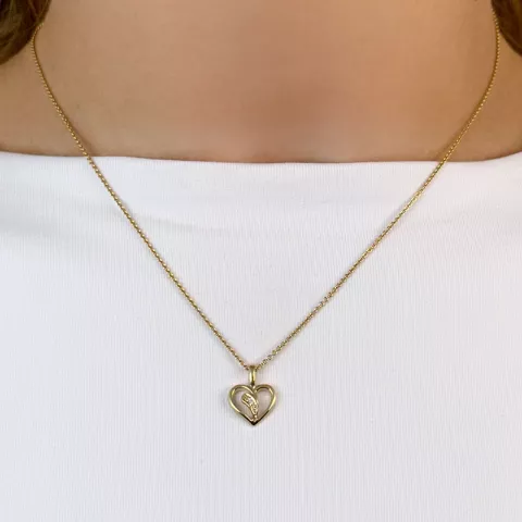 Hjerte diamant anheng i 9 karat gull 0,01 ct